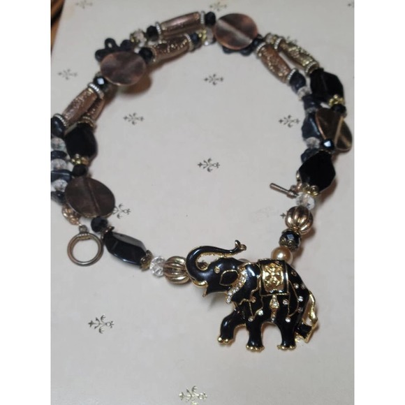 Vintage Assemblage Elephant Necklace - Picture 2 of 3